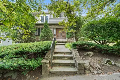 11 Roseland Road #1 1
