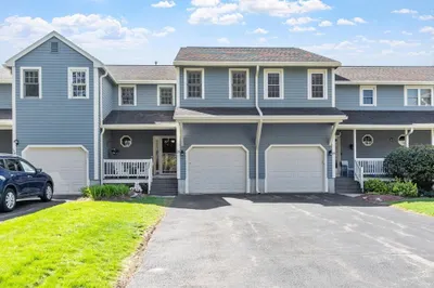 25 Sturbridge Hill Rd #25 1
