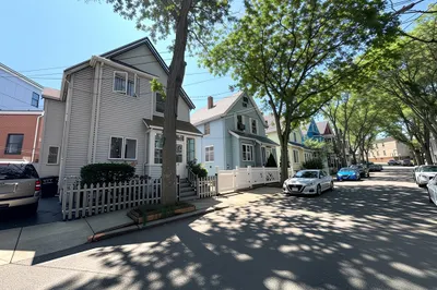 10 Dell St