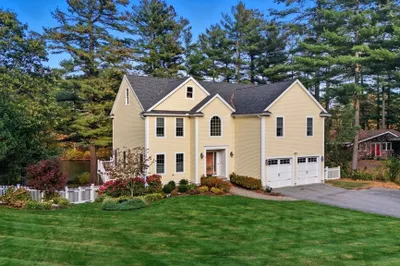 8 Fosters Pond Rd 1