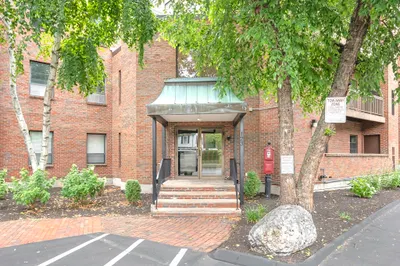123 Elm St #B11 1