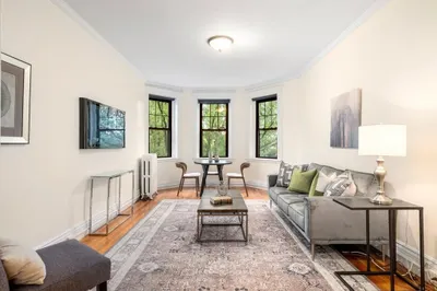 384 Riverway #6