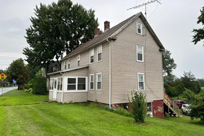 321 Bridge St