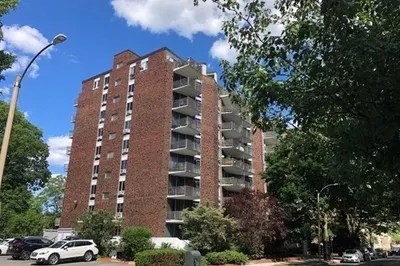 19 Winchester St #710