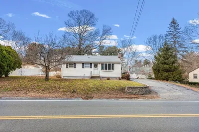 440 Shawsheen St 1