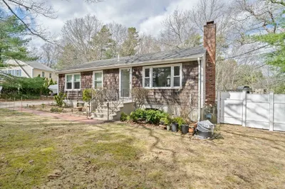 1 Carver Rd