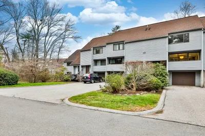 405 Great Elm Way #405 1