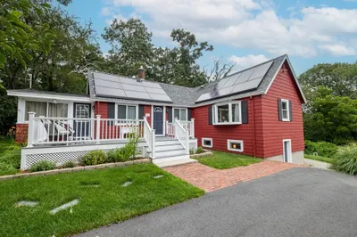 355 Linwood St 1