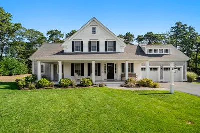 3 Bascom Hollow 1