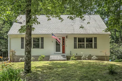 10 Hale Rd