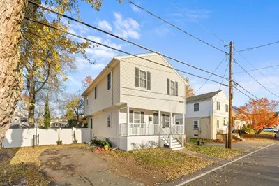 12 Lorraine Ave