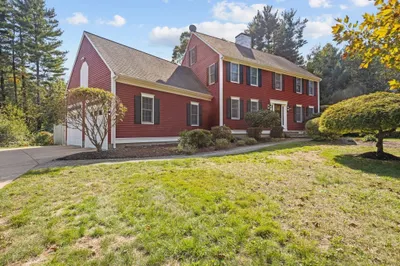 45 Turner Dr 1