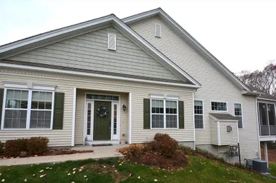 46 Hopkins Circle #46 1