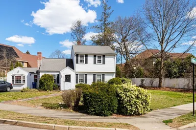 234 Wiswall Rd 1