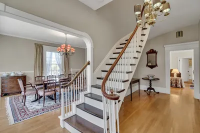 176 Pleasant St. 1