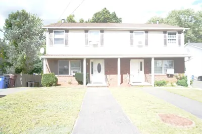 22 Blaney Ct #22 1