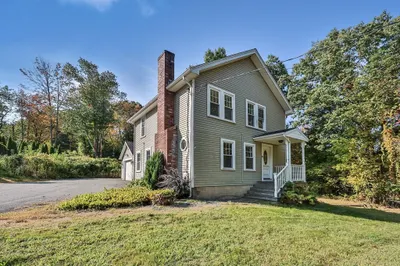 50 Boundary St