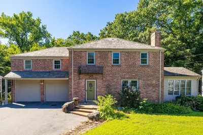 133 Pleasantview Ave 1