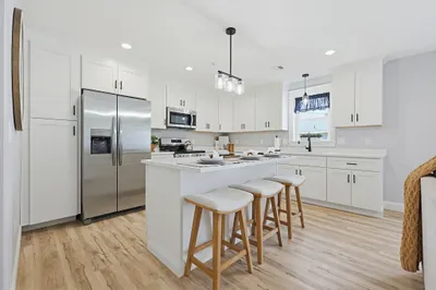 321 Winthrop Street #102 1