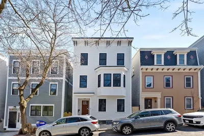 9 Monument St #TH