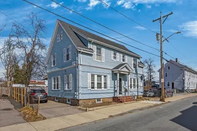 15-17 Market St 1
