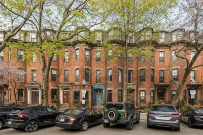 41 Warren Ave #1