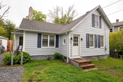 93 Fairhaven Rd