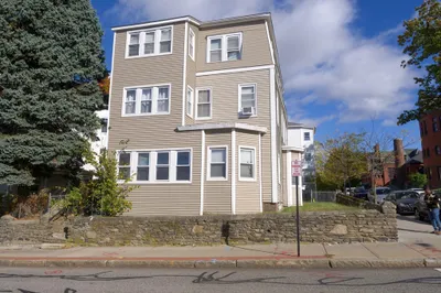 77 Providence St 1