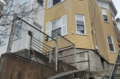 79 Grove St 1