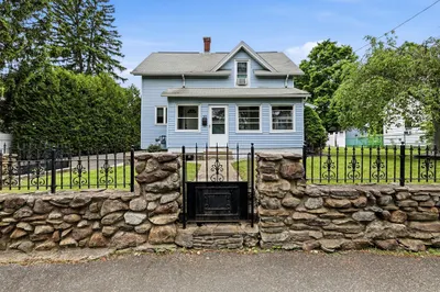 27 Stebbins Street 1