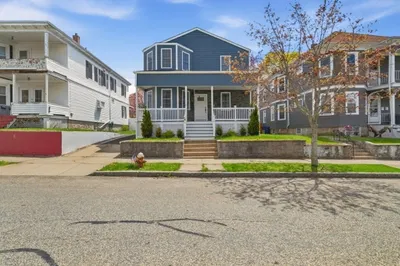 58 Willard Street 1