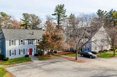 31 Lantern Ln #1