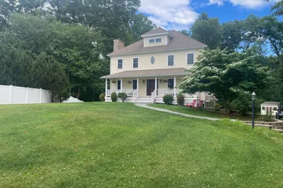 3 Leonard Ln 1
