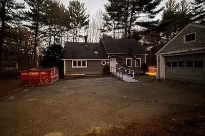 5 Wallace Ct 1