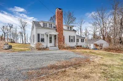41 Wilder Rd 1