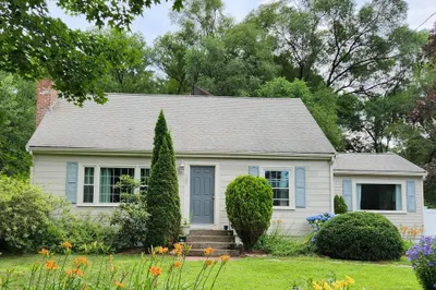166 Farm St 1