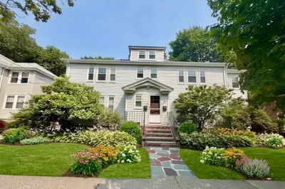 56 Noble Street #2-56
