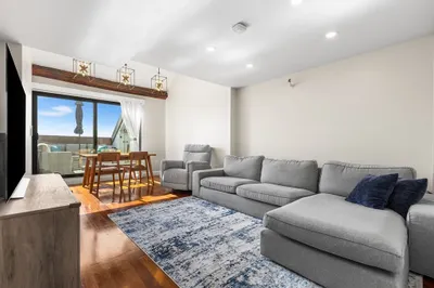 42 Eighth St #2514
