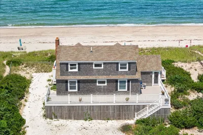 71-72 North Shore Boulevard 1