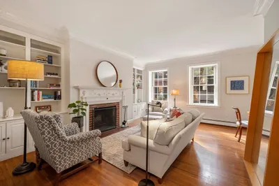5 Myrtle Street #2
