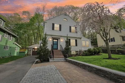 63 Lynn Fells Pkwy 1