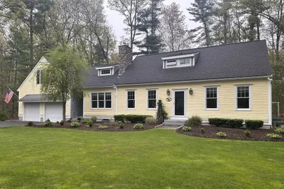 11 Norton Ave 1