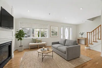 40 Myrtle Street #3 1