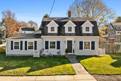 14 Neillian Crescent