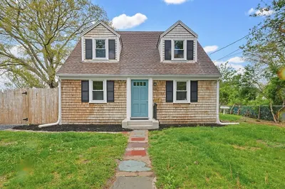 24 Otis Rd