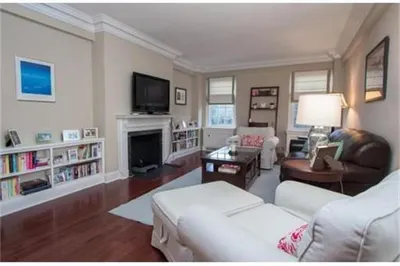 180 Commonwealth Ave #12A 1