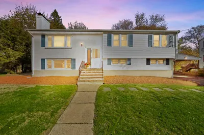 246 Colwell Dr 1
