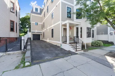 213 East Eagle St #1