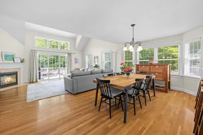 9 Franklin Pl #8