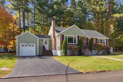 36 Pleasant Street 1